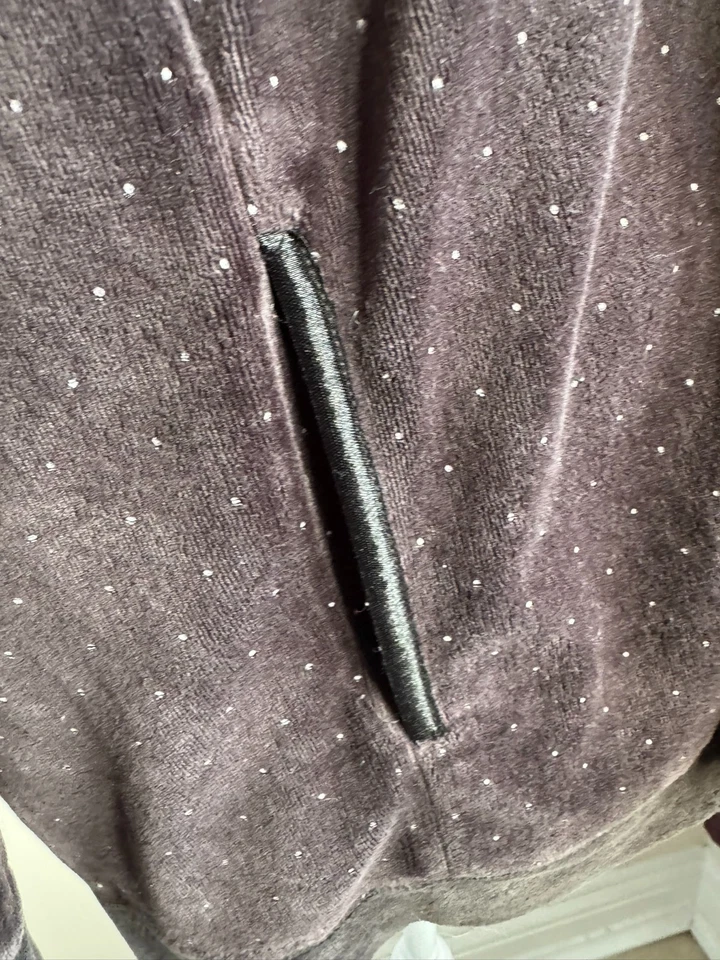 Dressbarn Soft Velour Grey Zip-Up Jacket – Size 22/24 - Good Preloved Condition - Image 3 of 4