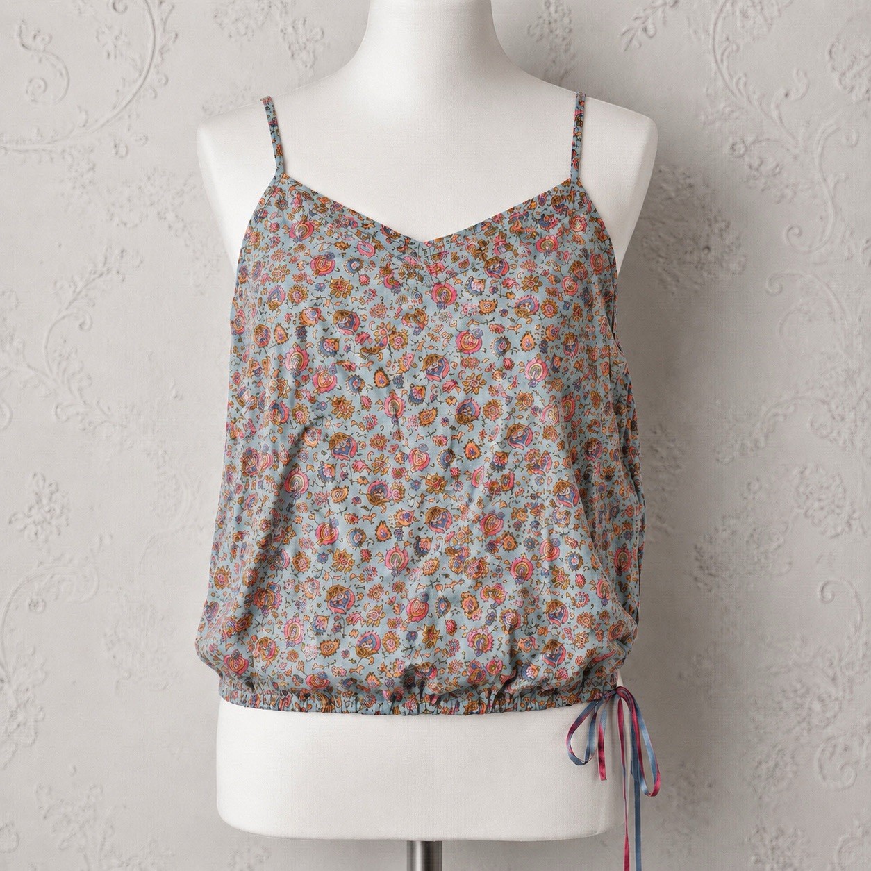 VTG Old Navy Top XXL spaghetti strap Blue Ditzy floral coquette Summer Blouse