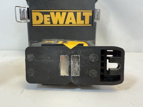 DEWALT DW088CG Self-leveling Cross-Line Laser Level - FAST SHIPPING - Picture 7 of 10