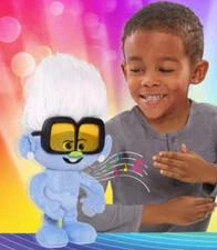 DreamWorks Trolls World Tour Tiny Diamond Dancer Plush Rap, Light-Up & Dance 14"