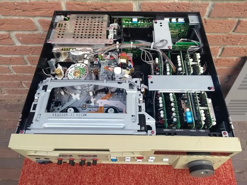 PANASONIC AG-7700 industriale S-VHS ricappato & ore basse & 2 anni di garanzia - Foto 4 di 6