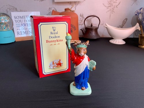 Royal Doulton Statue of Liberty Bunnykins Figurine DB198 Special Edition 1998