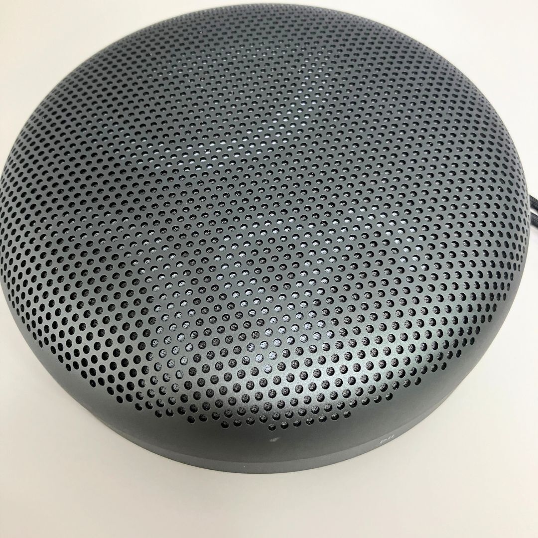 Bang & Olufsen Beosound A1 2nd Generation Mercedes Black Bang & Olufsen Beosound A1 2nd Generation Mercedes Black