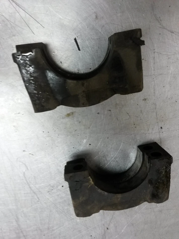 Engine Block Main Caps For 92-95 Dodge Caravan  3.3 - Image 2 of 4