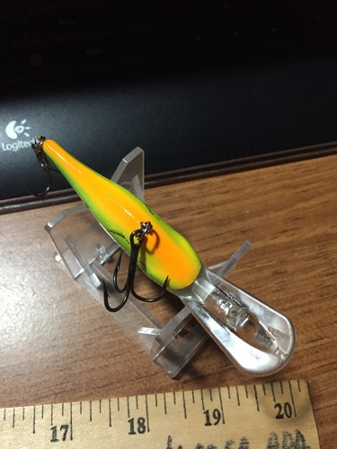 VINTAGE REBEL SUSPENDING SHAD R CRANKBAIT TUFF MUSTER ERSCHEINT UNGEFISCHT - Bild 4 von 4