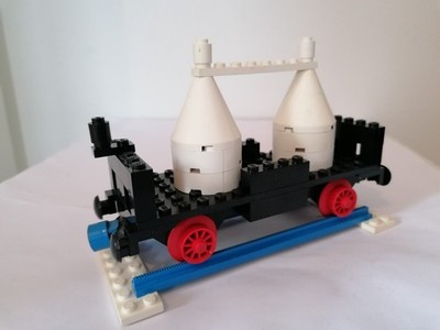 Lego 725 - einzelner Waggon - weißer Doppel-Kesselwagen - ohne OBA