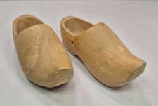 Vintage 1950 Miniature Wooden Dutch Shoes Clogs Pair Made in Holland Souvenir