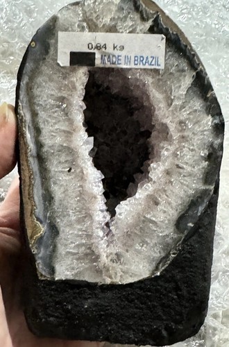 840g Light Coloured Amethyst Geode Cave From Brazil 12cmx7cmx5cm - Picture 18 of 24