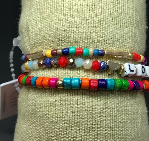 Confezione 3 Bracciali LOVE Friendship BFF Multicolore Perline Oro Cuore  - Foto 2 di 5