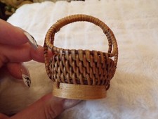 VTG Miniature Wicker Basket 2