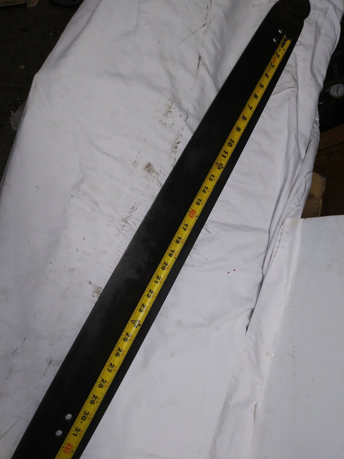 46 INCH CHAINSAW BAR, ROLLER NOSE, 9.5 MM BAR MOUNT, DRILLED FOR A MILL