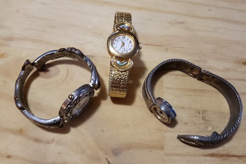 Assorted WATCHES - 15 Piece Lot - Not Working For Parts / Repair Timex Fossil - Foto 12 di 14