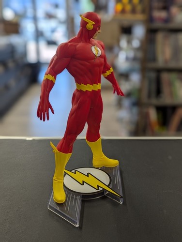 Kotobukiya ArtFX DC Comics The Flash Pre-painted PVC Statue 1/6 Scale - Picture 2 of 10