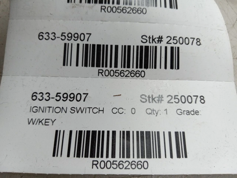 08-20 INTERRUPTOR DE ENCENDIDO CONVENCIONAL TOYOTA SEQUOIA CON LLAVE Foto 4 de 4