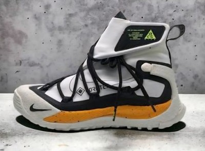 Men's Size 10.5 - Nike ACG Air Terra Antarktik Gore-Tex University Gold - NIB