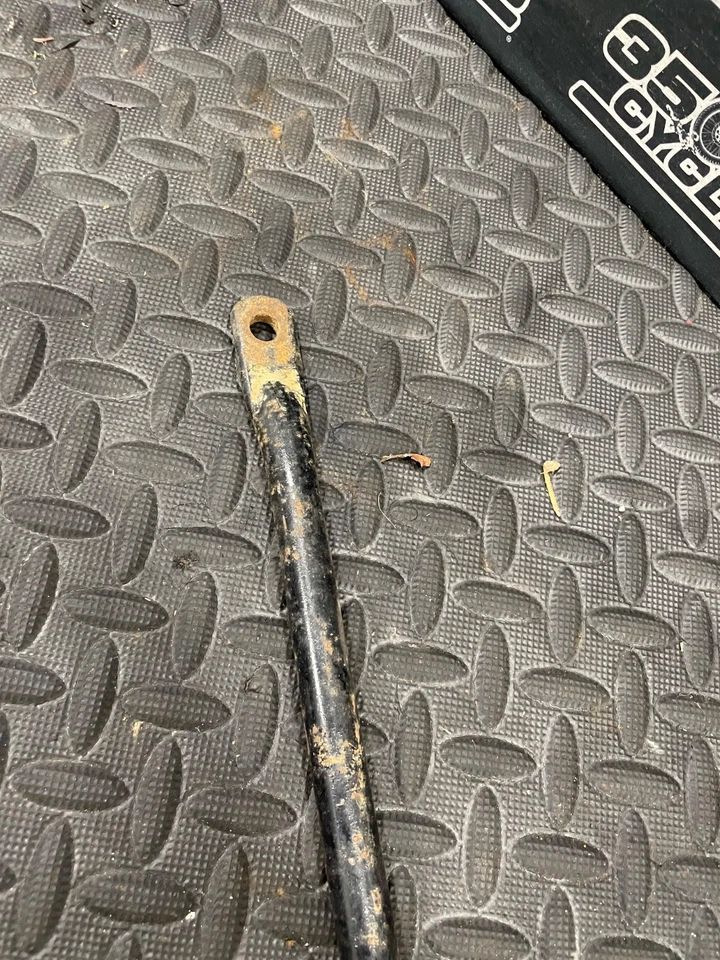 Barra de tensión de freno trasero Yamaha XT500 1977 76-81 OEM 3H7-25371-00 *Usada* Foto 3 de 4