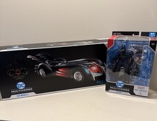 McFarlane Toys - DC Multiverse Batmobile Batman & Robin W Batman Fig