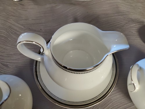 Royal Doulton Sarabande Sugar Bowl, Creamer & Gravy Boat With Underplate - Picture 5 of 9