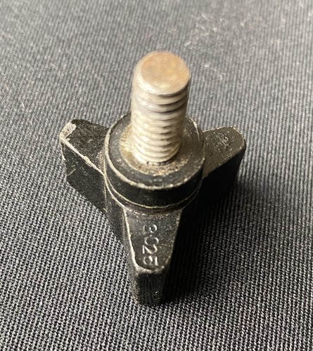 Vintage Slingerland Black Plastic Late 60’s Era Wing Screw - Picture 3 of 3