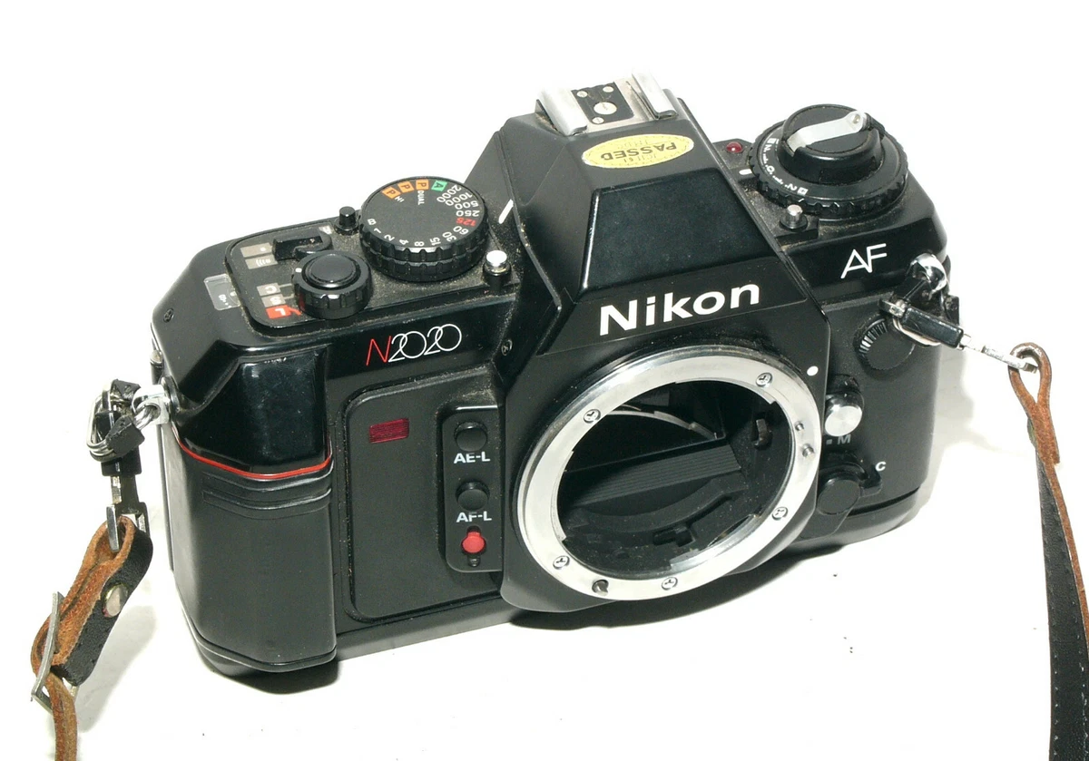 Nikon N2020 Body for Parts or Repair sold as is