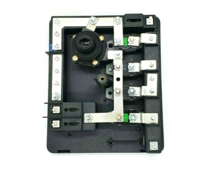 POWER DISTRIBUTION PLATE 30S-50-30-30-30S 20009-605 w/DISC DISCONNECT SWITCH *D4