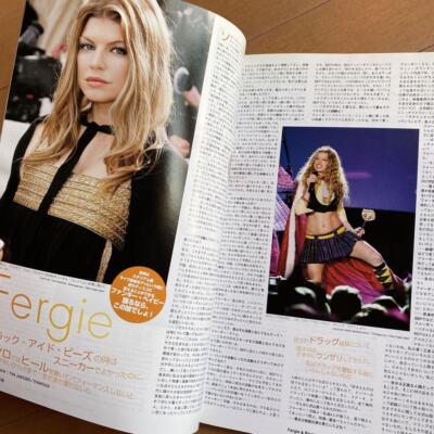 Avril Lavigne comic 3 冊セット　希少な‼️ペーパーバック Avril Lavigne comic 3 冊セット 希少な‼️ペーパーバック Avril