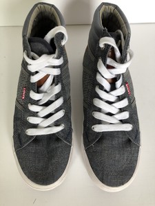 levi's high top canvas shoes