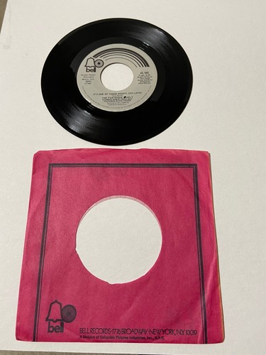 45 rpm records from the 70's and 80's Part 12 - Picture 40 of 92