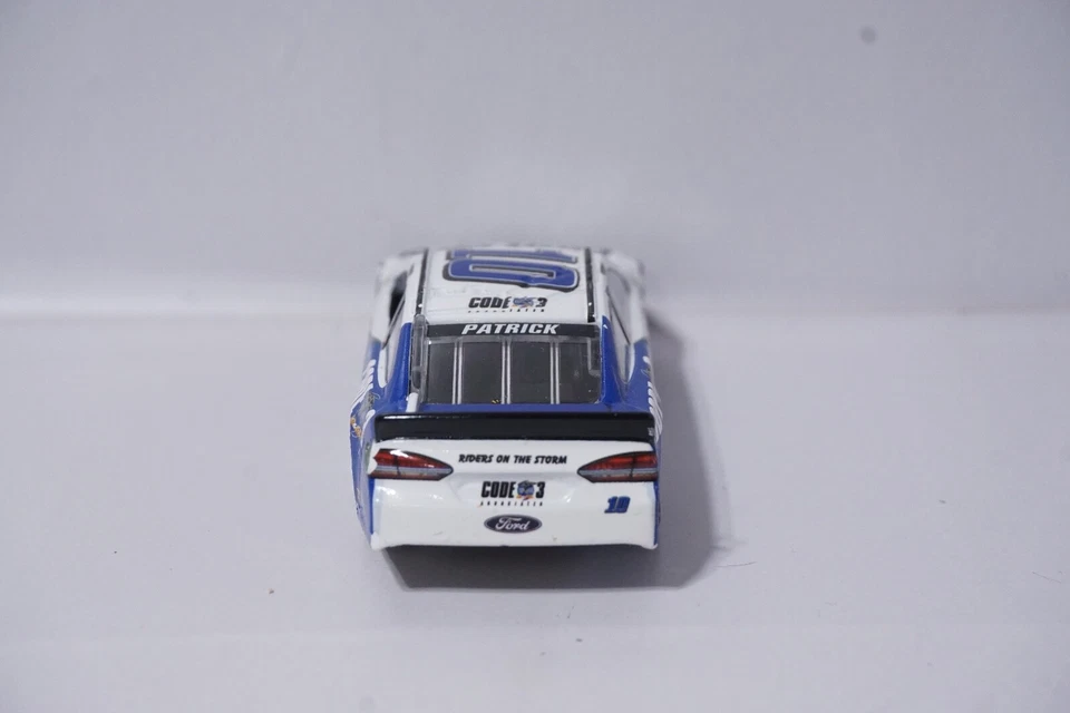 NASCAR 2017 DANICA PATRICK #10 CÓDIGO 3 ASOCIADOS ¡1/64 DIECAST!!!LEER SUELTO!!! Foto 4 de 4