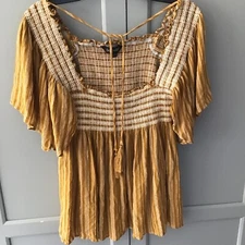 Davi &Dani Rayon Short Sleeve Smocked Baby Doll Top Size 1XL Tie Yellow  Gold
