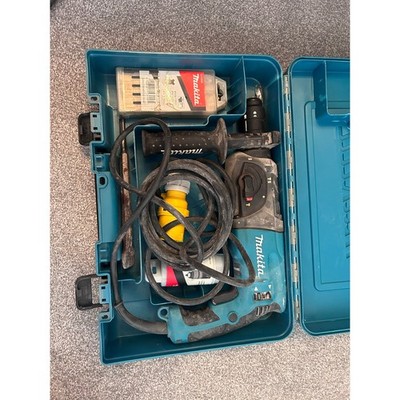 Makita HR2470T 24mm (15/16'') Bohrhammer 110V plus Zubehör 