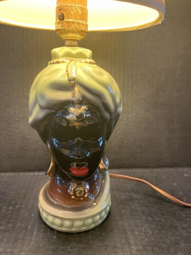 Shawnee Mid Century 50s Blackamoor Nubian Princess Head Lamp with Shade- COOL