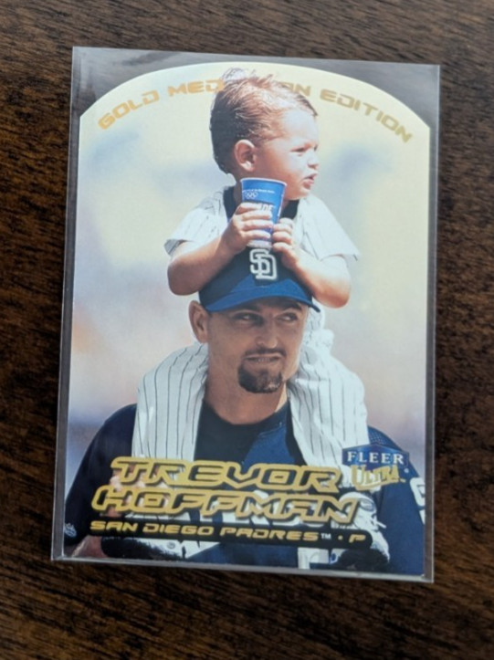 2000 Ultra Gold Medallion #193G Trevor Hoffman Padres