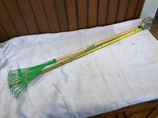 Kids Garden Pals REAL 11-TOOTH RAKE 38" Long Reduced Size Metal Handle 8   Head