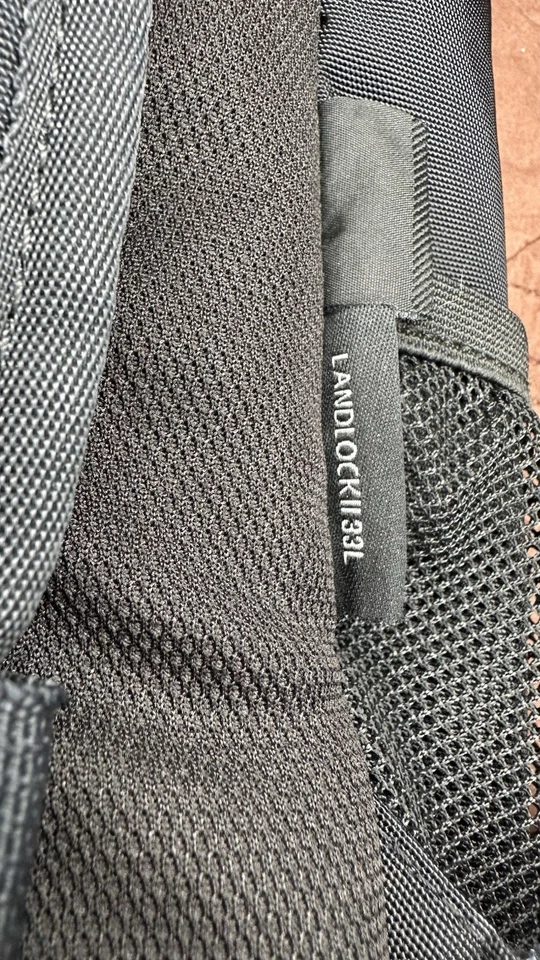 Mochila Nixon Landlock III 33L Negra **Leer Descripción** Foto 3 de 4