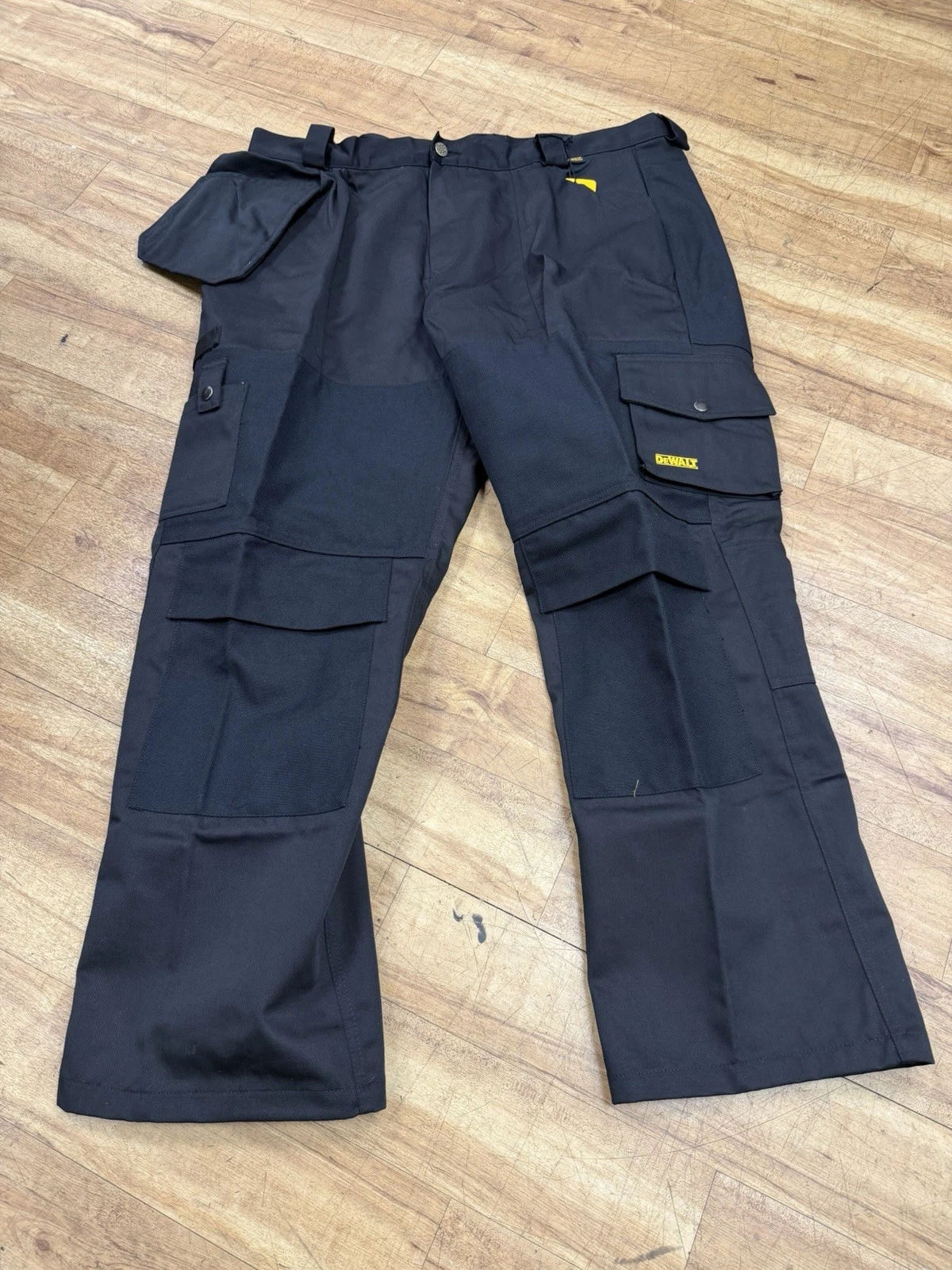 DEWALT TRADESMAN WORK TROUSERS BLACK WAIST SIZE 42" LEG 31"