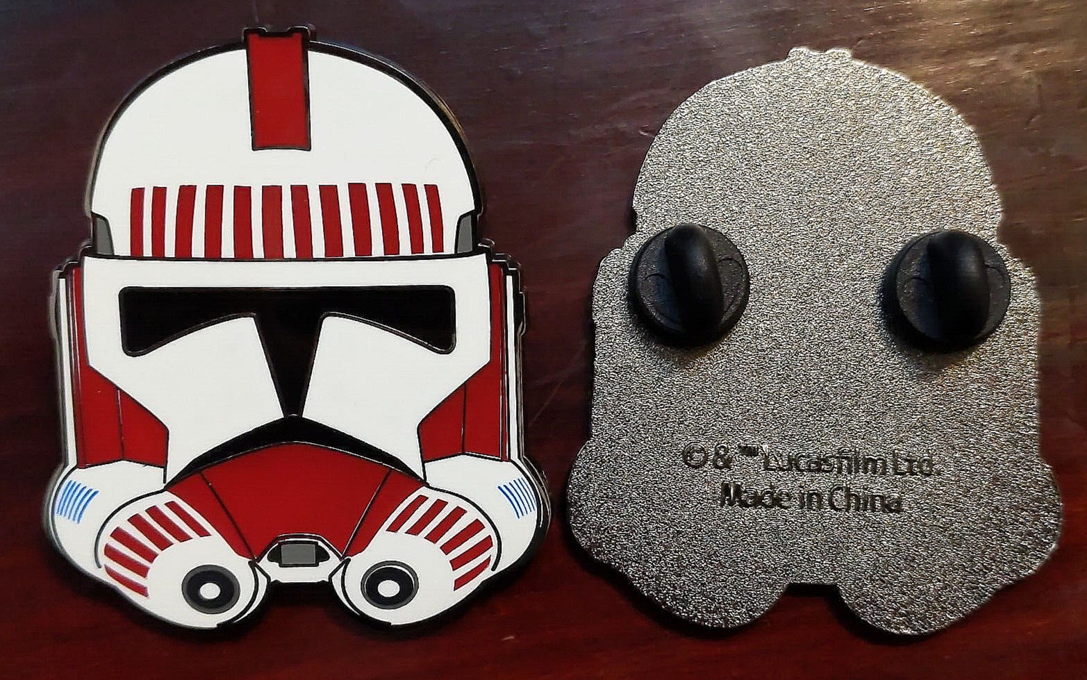 Star Wars Celebration ANAHEIM 2022 Clone Helmet Pin Shock red trooper