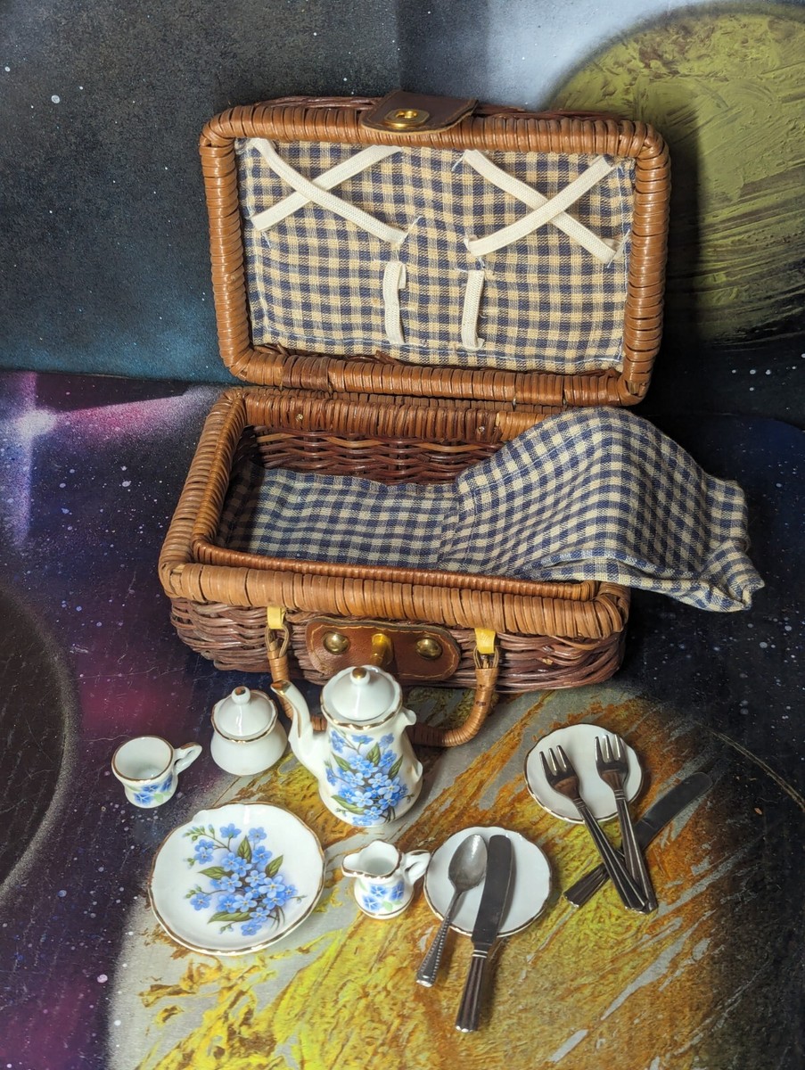 REUTTER PORZELLAN GERMANY 急須と靴 置物 2点セット REUTTER PORZELLAN GERMANY 急須と靴 置物 2点セット REUTTER