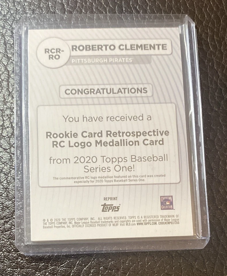 2020 Topps Series 1 Roberto Clemente Rookie Retrospective Logo Medallion #RCR-RO - Image 2 of 2