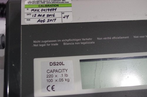 OHAUS PLATFORM SCALE # DS20L CAPACITY: 220 X 0.1 lb. 100 x 0.05kg. - Picture 2 of 8