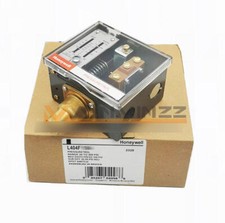 One New Honeywell L404F1391 L404F 1391 Pressure Switch