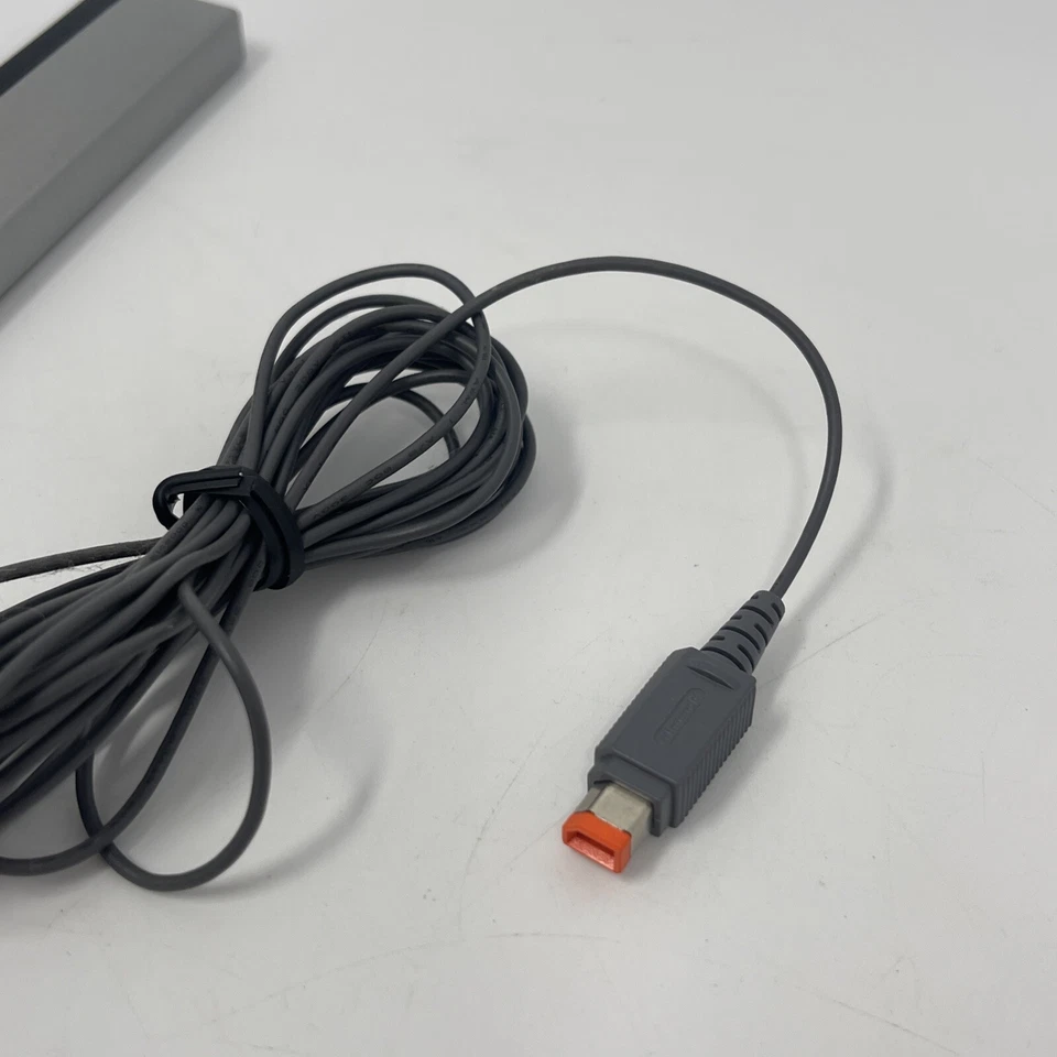 Original OEM Nintendo Wii Sensor Bar RVL-014 For Wii And Wii U Very Good - Image 4 of 4