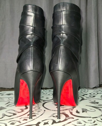 Christian Louboutin Ishtar Stiletto Boots 100 Leather Black Sz 39.5 Red Bottoms - Picture 4 of 19