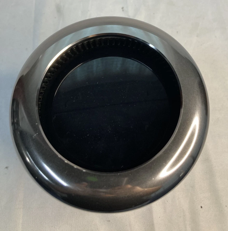 2013 Apple Mac Pro A1481 Intel Xeon @3.70Ghz 8GB RAM 500GB SSD ME253LL/A - Image 3 of 4