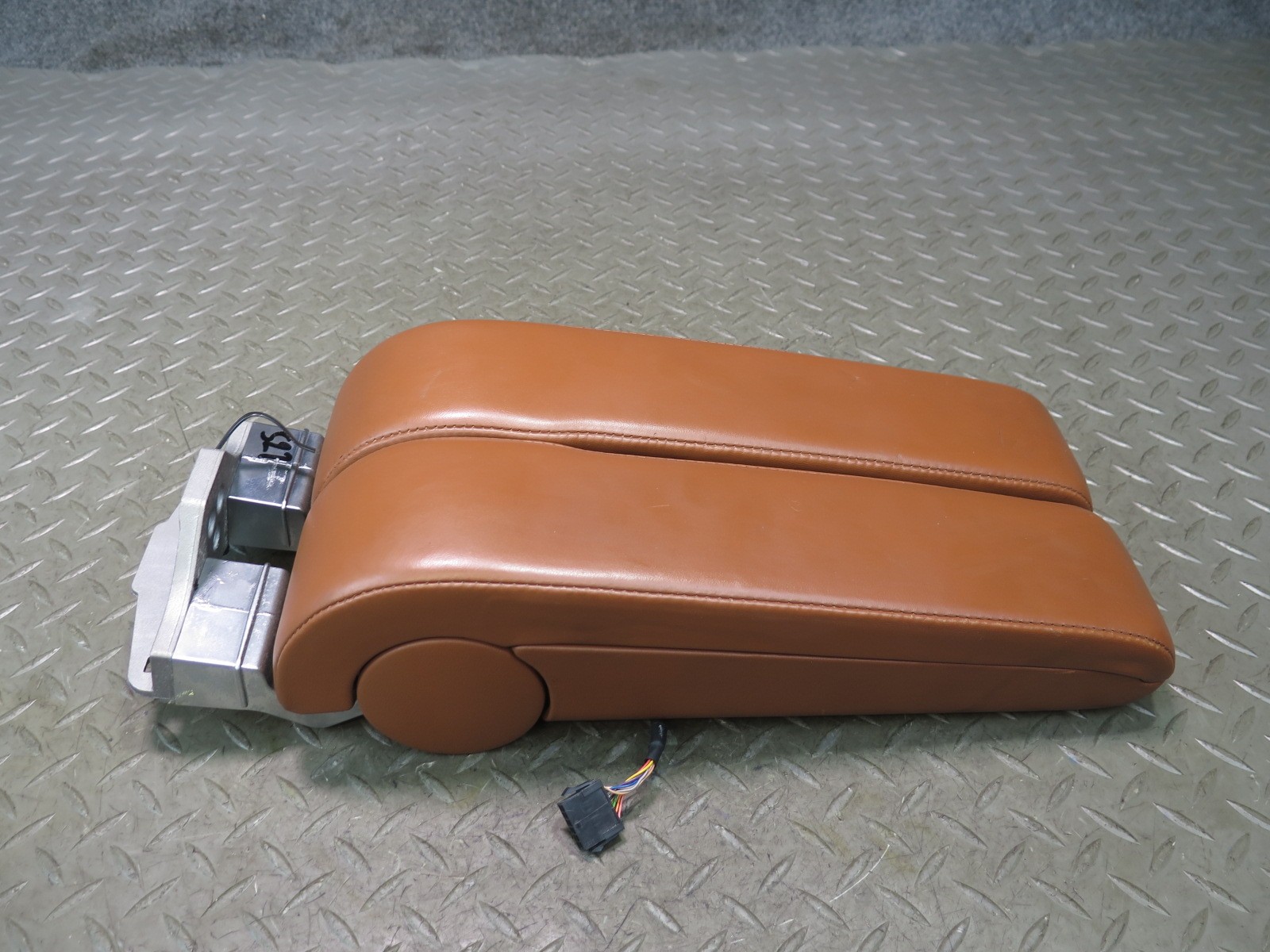 Bentley Continental GT 2003-2010 Center consoles Pair Tan