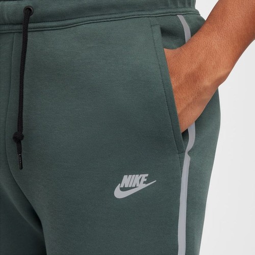 Neu mit Etikett Nike Tech Fleece Jogginghose reflektierend Vintage grün Herren Größe XS FZ0762-338 - Bild 3 von 6