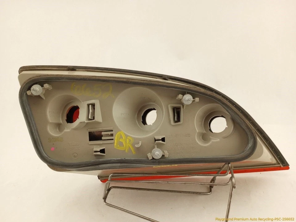 Lámpara de luz trasera derecha para pasajero Chrysler Crossfire para 2004-2008 04 05 06 07 08 Foto 2 de 4