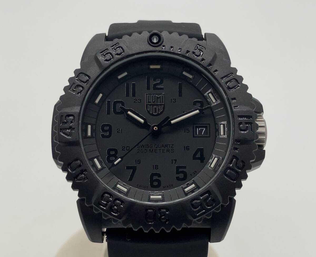 ルミノックス Luminox 3050/3950シリーズ LUMINOX 3050/3950 Quartz Black Dial Watch in Excellent Condition