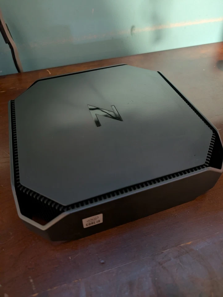 HP Z2 Mini G5 I9 2,80 GHz CPU 16 GB RAM X2 512 GB Nvidia T1000 4 GB Win 11 Pro Foto 3 de 4