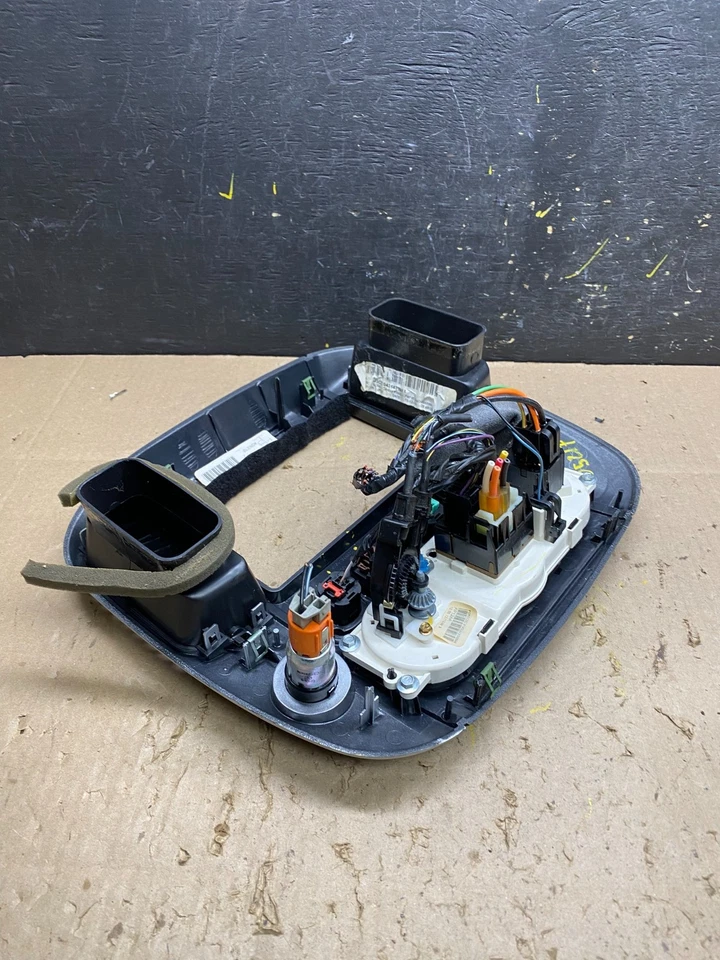 2005 to 2007 Mercury Mariner Heater Climate Control Radio Bezel Oem U5217 DG - Image 4 of 4